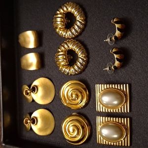Gold tone vtg earrings lot signed